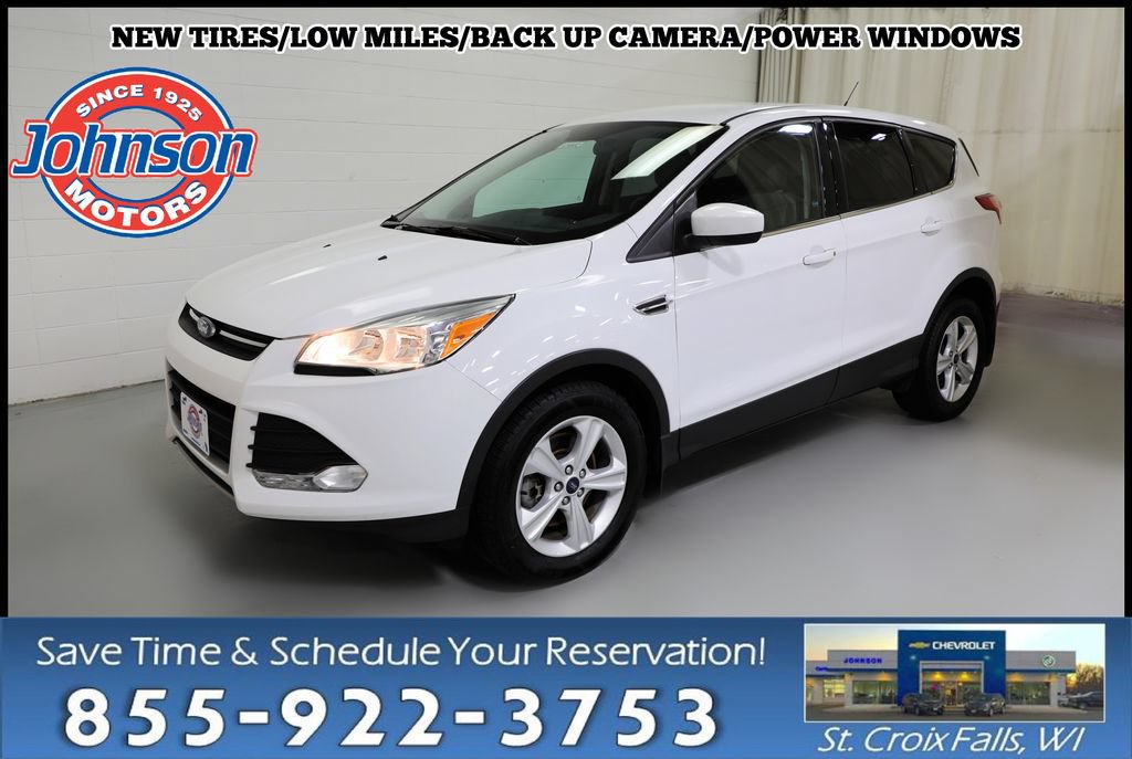 Used 2015 Ford Escape SE AWD/4WD image 1