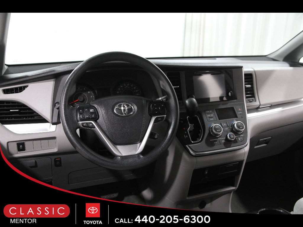 Used 2015 Toyota Sienna LE FWD image 6
