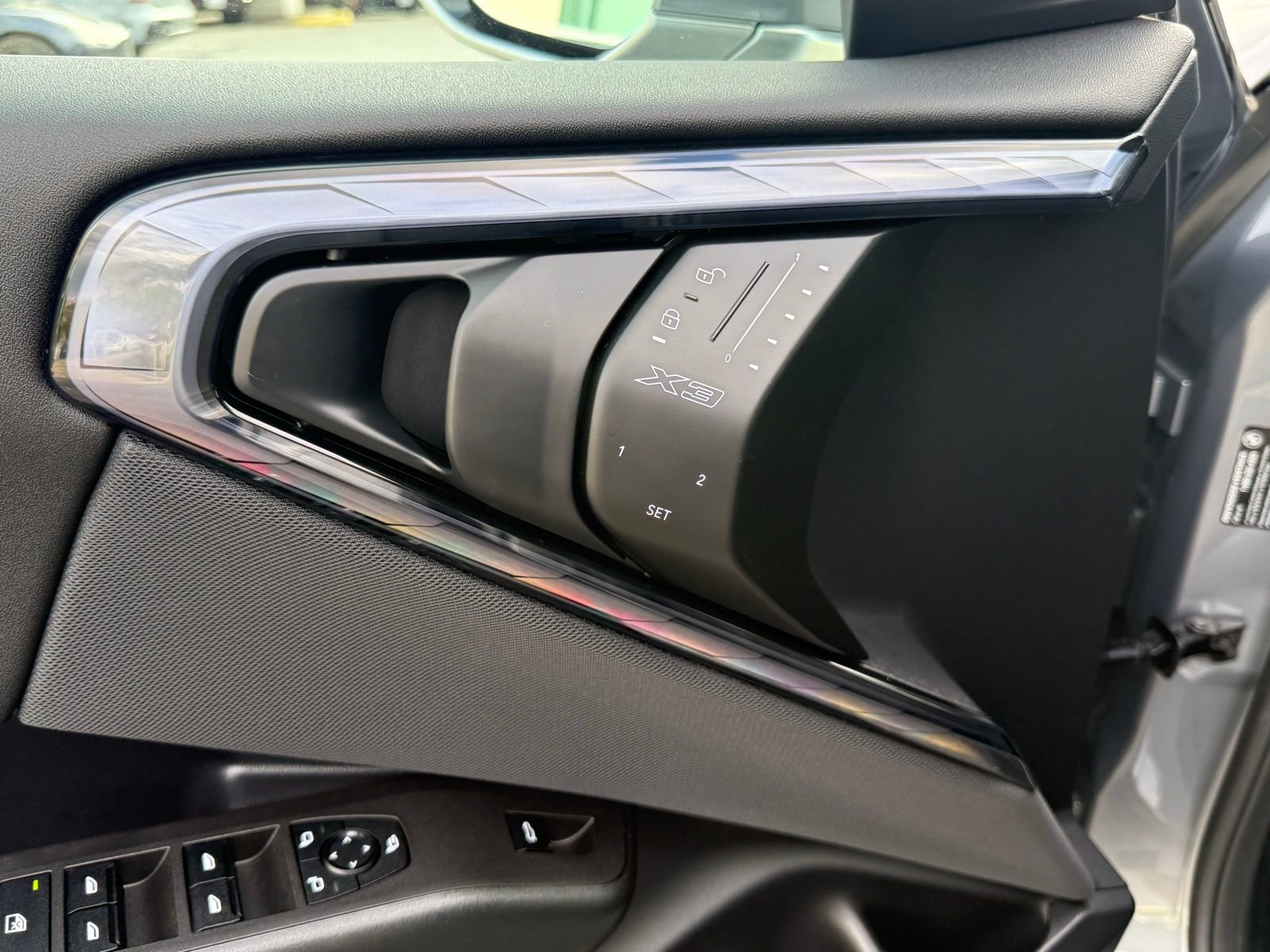 Used 2025 BMW X3 xDrive30i w/ Premium Package image 22