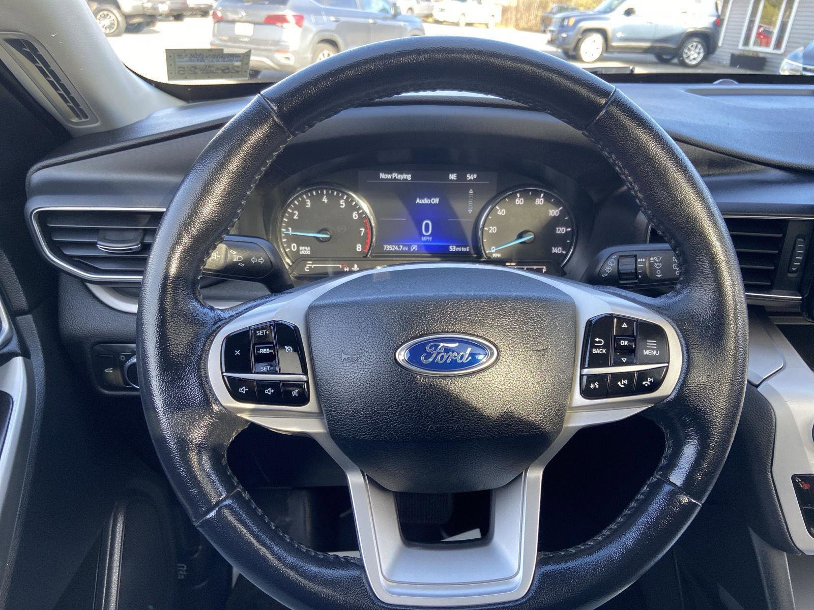 Used 2021 Ford Explorer XLT w/ Equipment Group 202A image 17