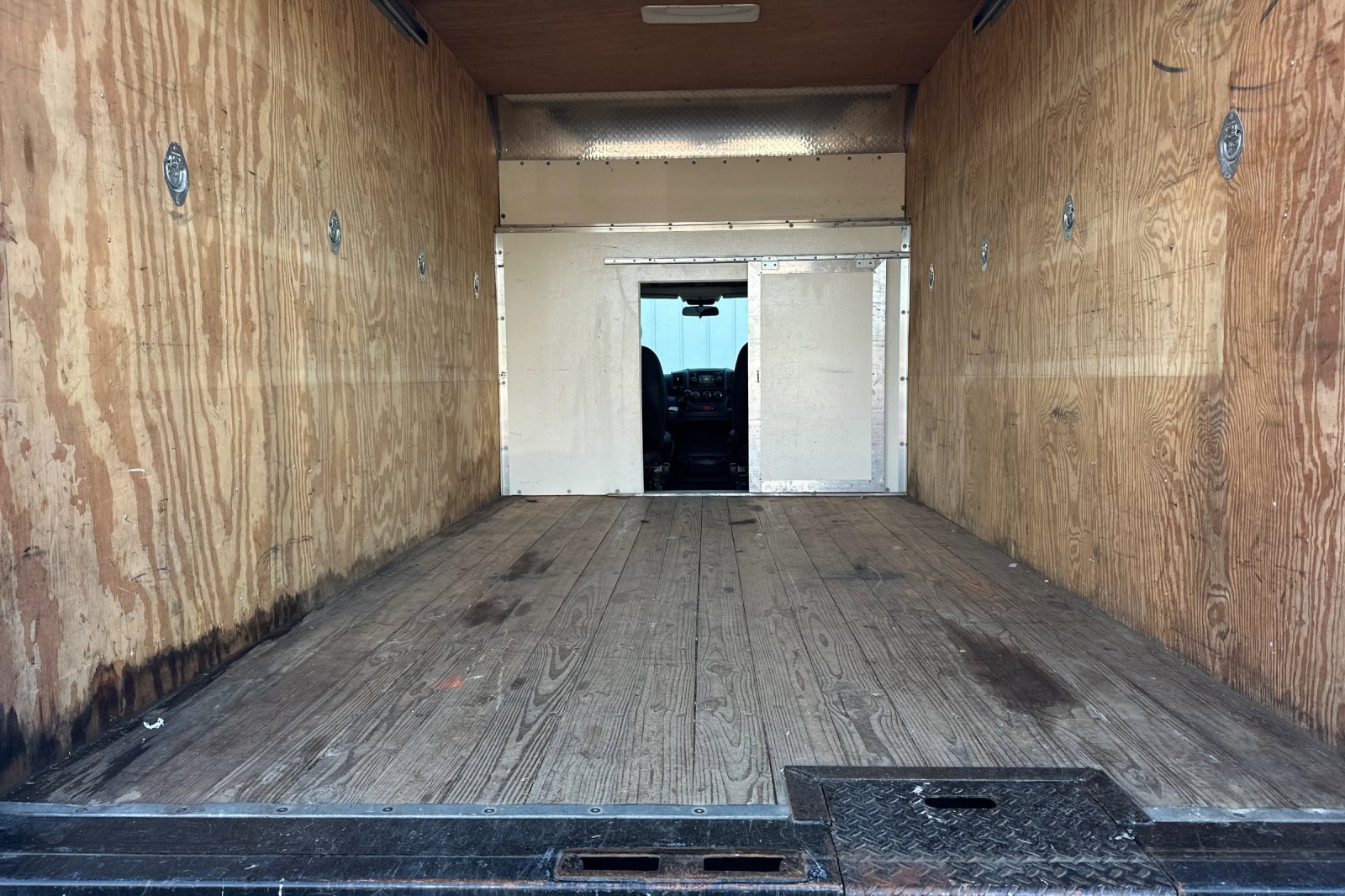 Used 2015 RAM ProMaster 2500 w/ Interior Convenience Group image 14