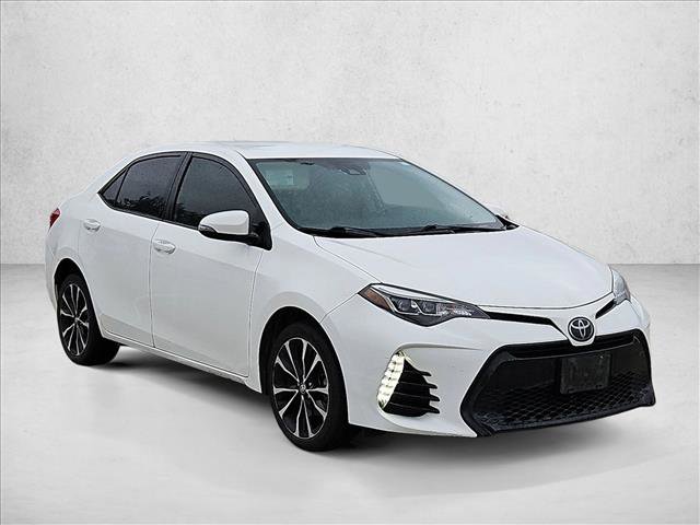 Used 2017 Toyota Corolla SE FWD image 3