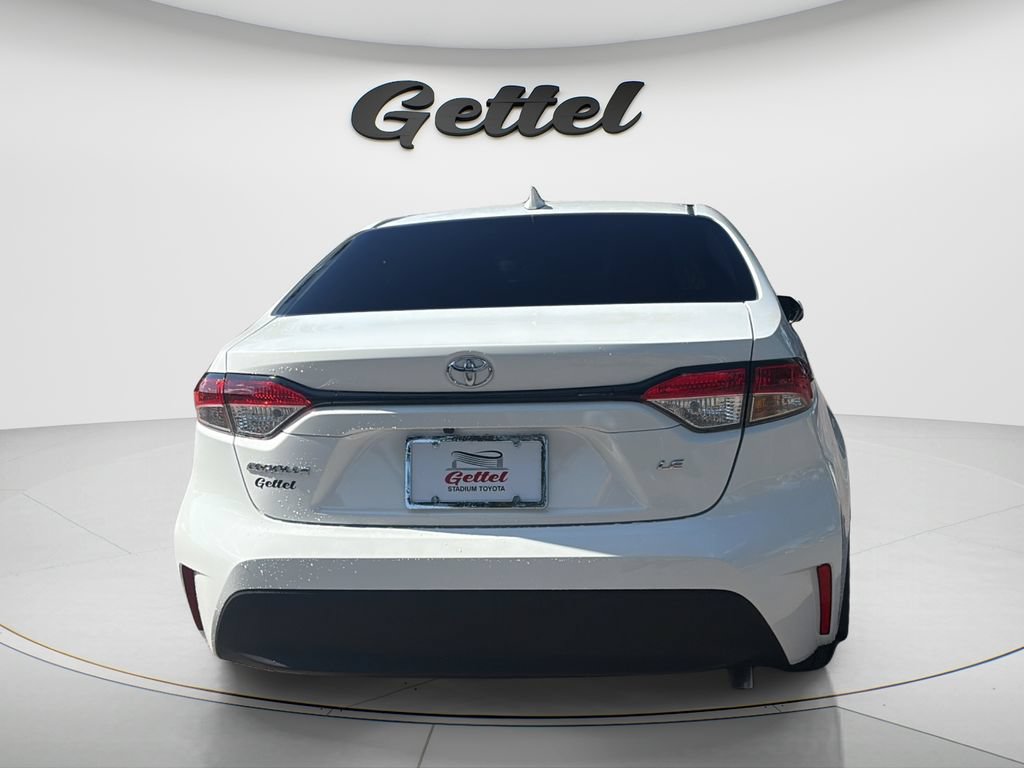 Used 2026 Toyota Corolla LE FWD image 6