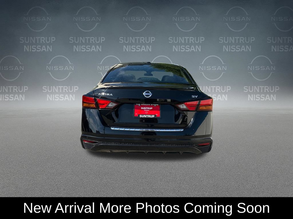 Used 2022 Nissan Altima 2.5 SV FWD image 2