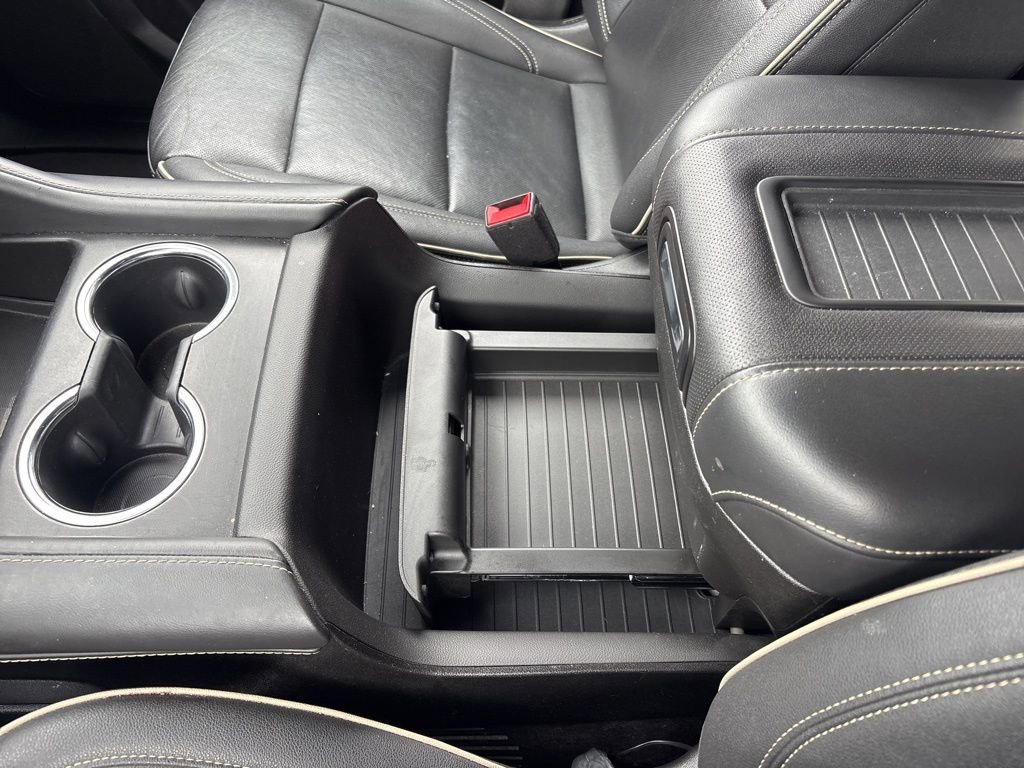 Used 2023 Chevrolet Suburban Premier image 61