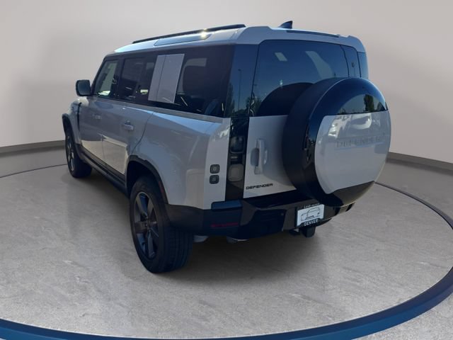 New 2026 Land Rover Defender 110 S AWD/4WD image 7