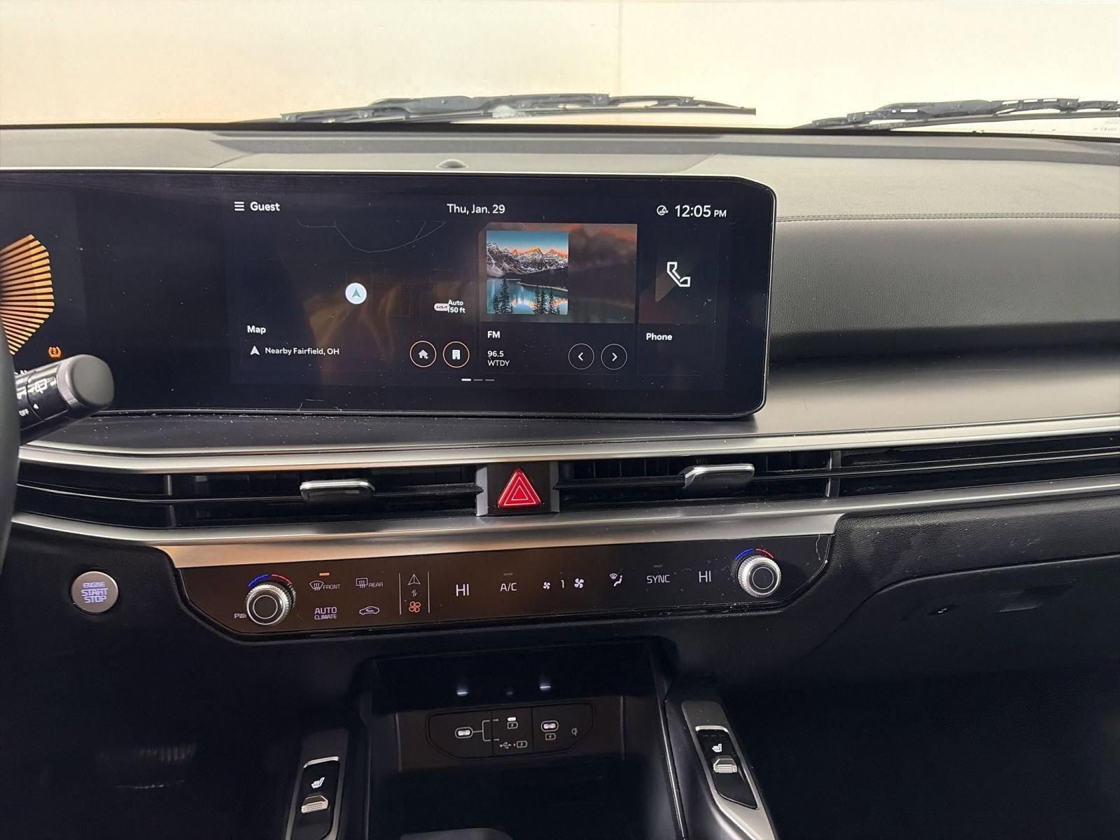 Certified 2024 Kia Sorento S image 21