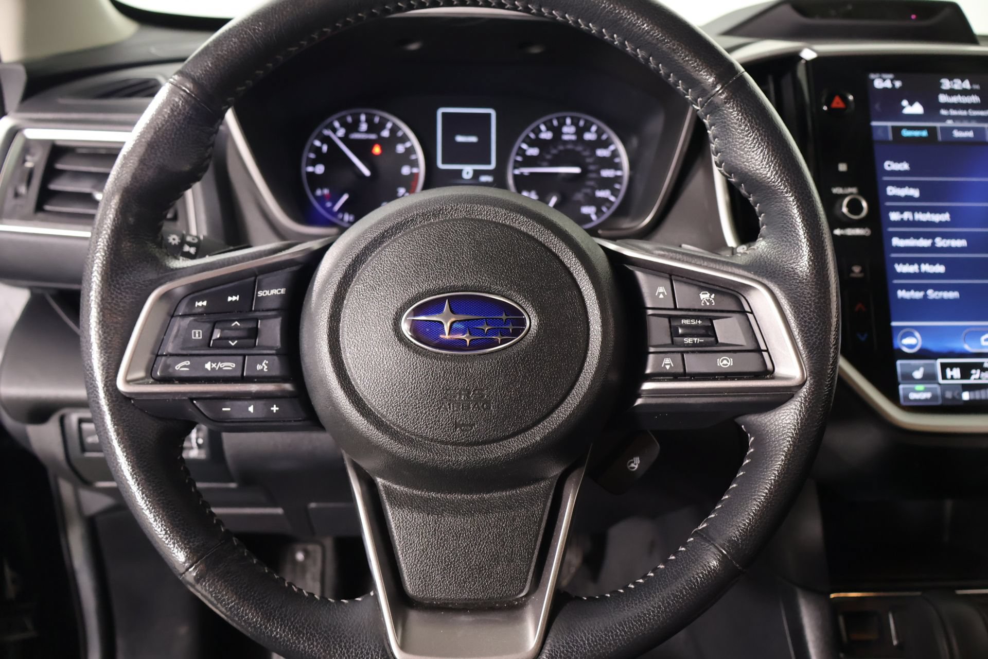 Used 2023 Subaru Ascent Limited AWD/4WD image 3