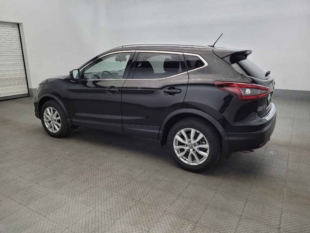 Used 2022 Nissan Rogue Sport SV image 3