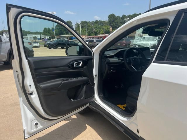 New 2026 Jeep Compass Latitude AWD/4WD image 16