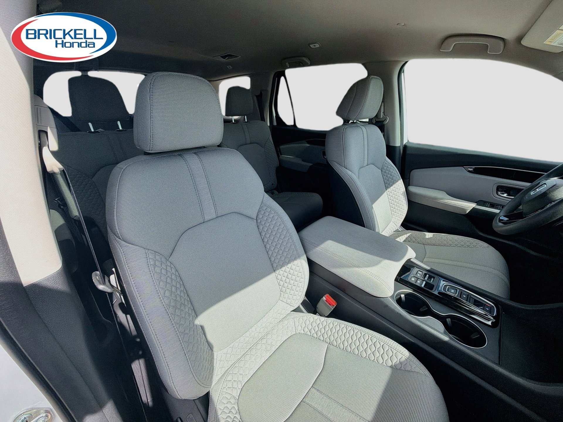Used 2023 Honda Pilot LX image 16