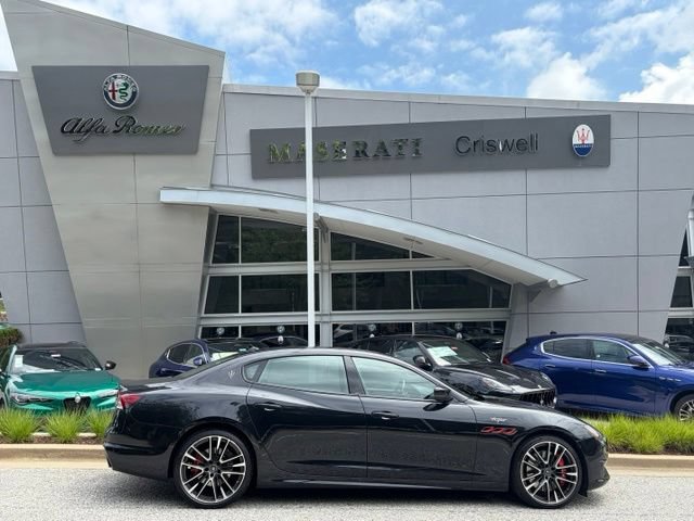 Used 2022 Maserati Quattroporte Trofeo RWD image 4