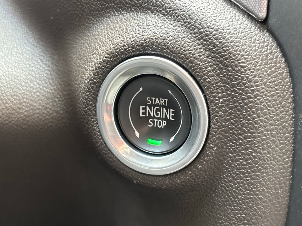 Used 2021 GMC Sierra 1500 SLT RWD image 12