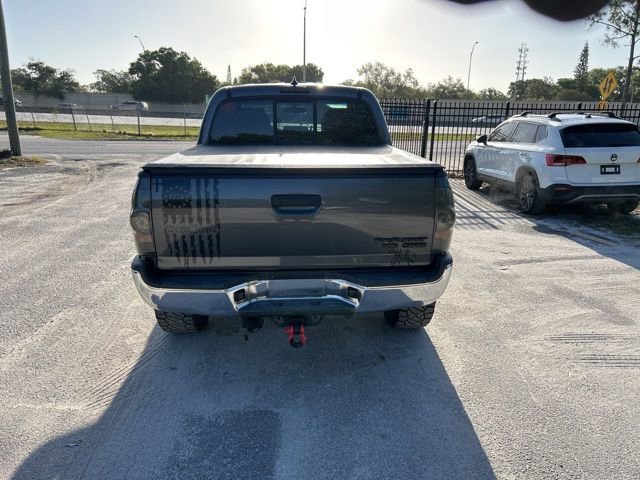 Used 2015 Toyota Tacoma PreRunner w/ SR5 Package RWD image 16