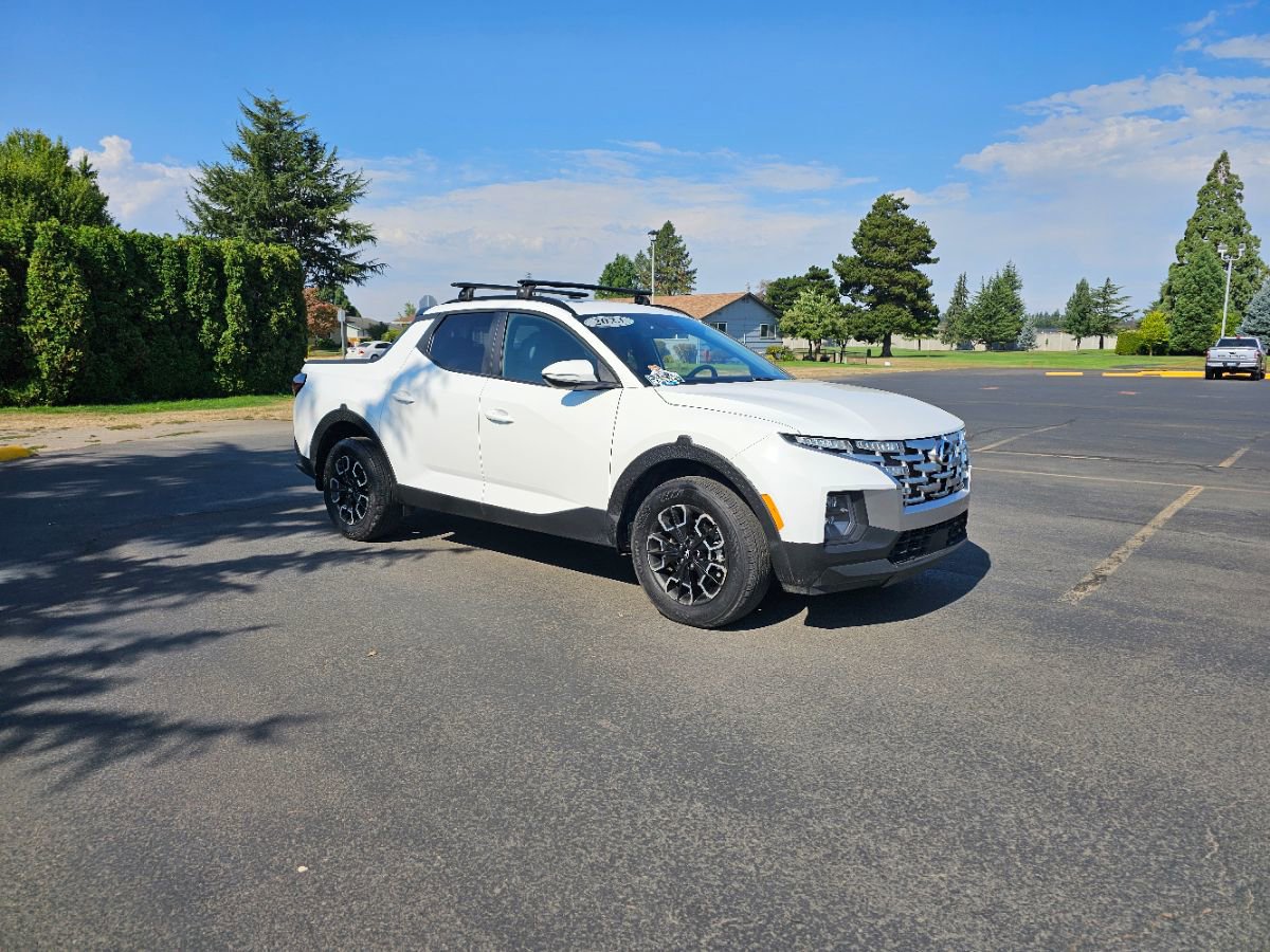 Used 2023 Hyundai Santa Cruz SEL Premium image 5