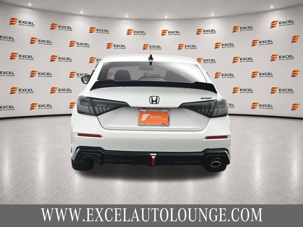 Used 2022 Honda Civic Sport image 4