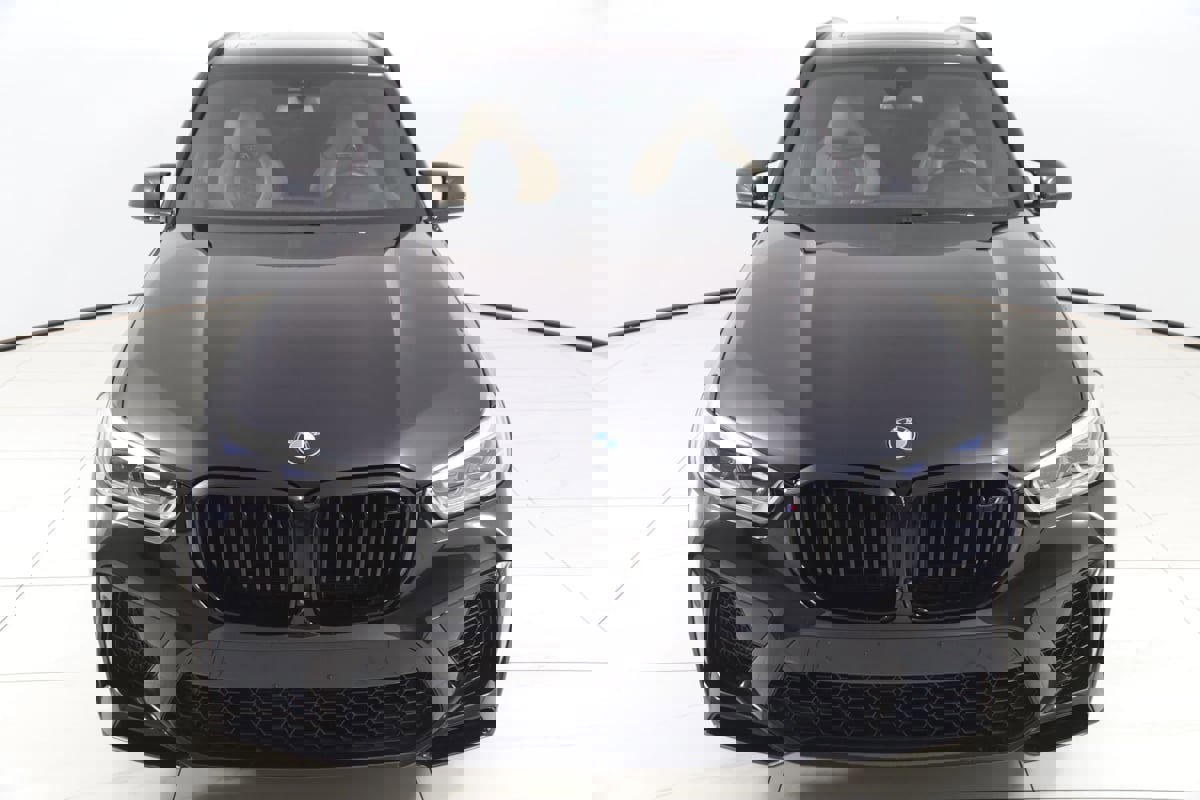 Used 2021 BMW X5 M w/ Executive Package image 74