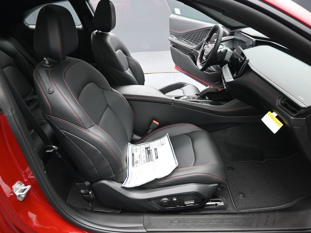 New 2024 Dodge Charger R/T w/ Plus Group image 29