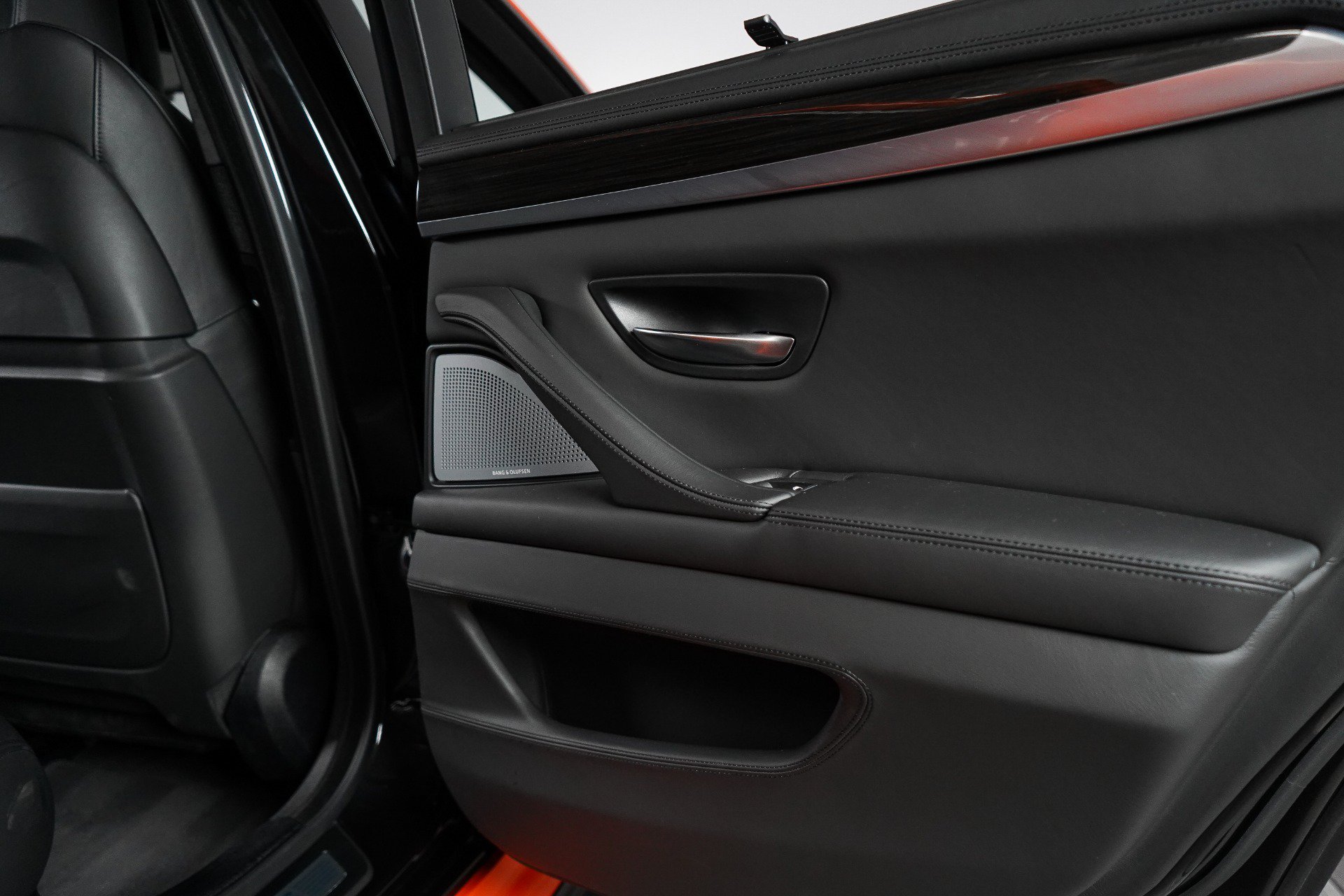 Used 2014 BMW M5 RWD image 70