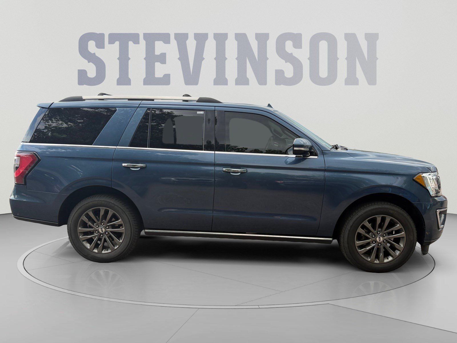 Used 2019 Ford Expedition Limited w/ Equipment Group 301A AWD/4WD image 6