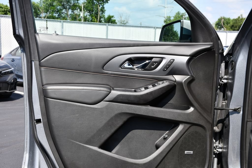 Used 2021 Chevrolet Traverse Premier w/ LPO, Floor Liner Package AWD/4WD image 14