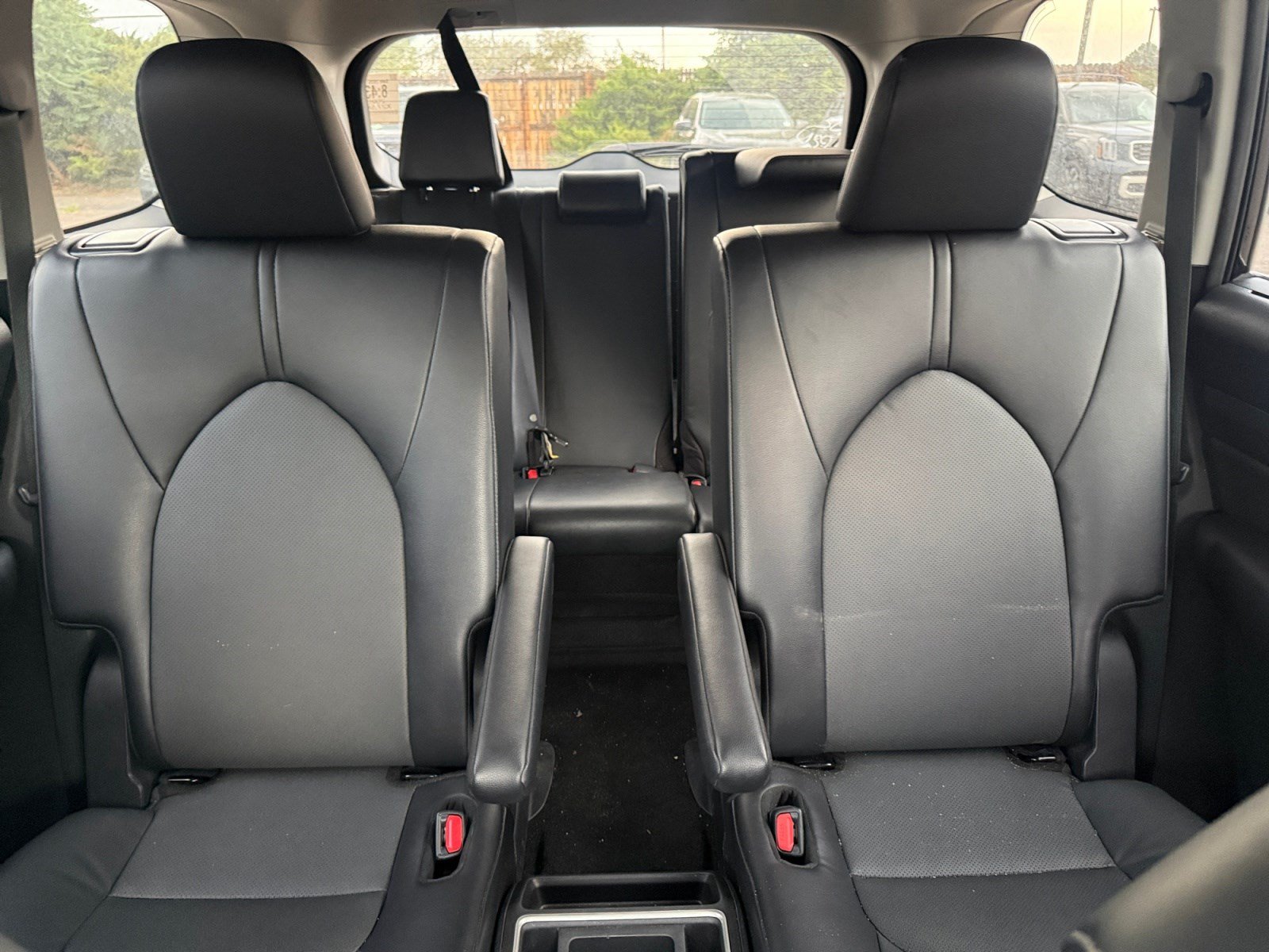 Used 2025 Toyota Grand Highlander AWD image 18