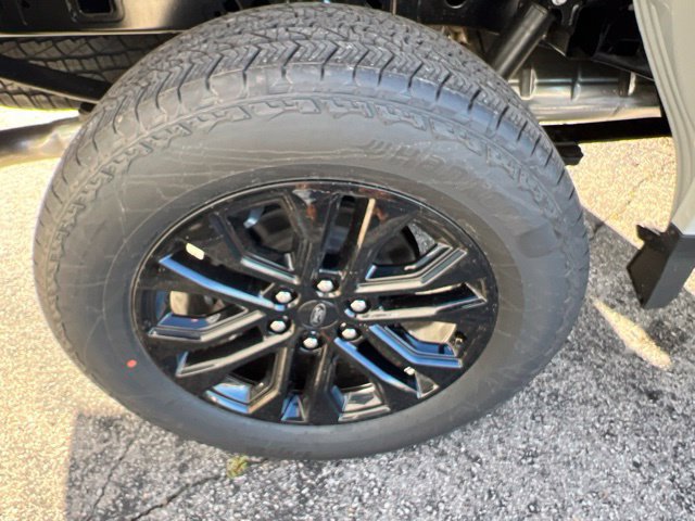 New 2026 Ford F150 Lariat w/ Equipment Group 501A Mid AWD/4WD image 23