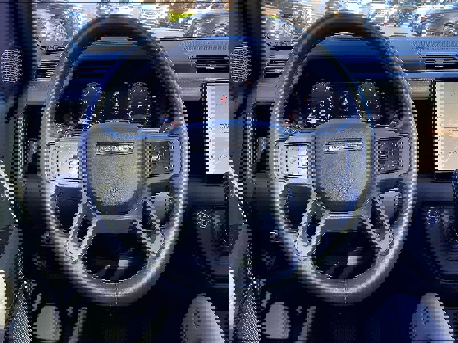 Used 2023 Land Rover Defender 130 X-Dynamic SE image 7