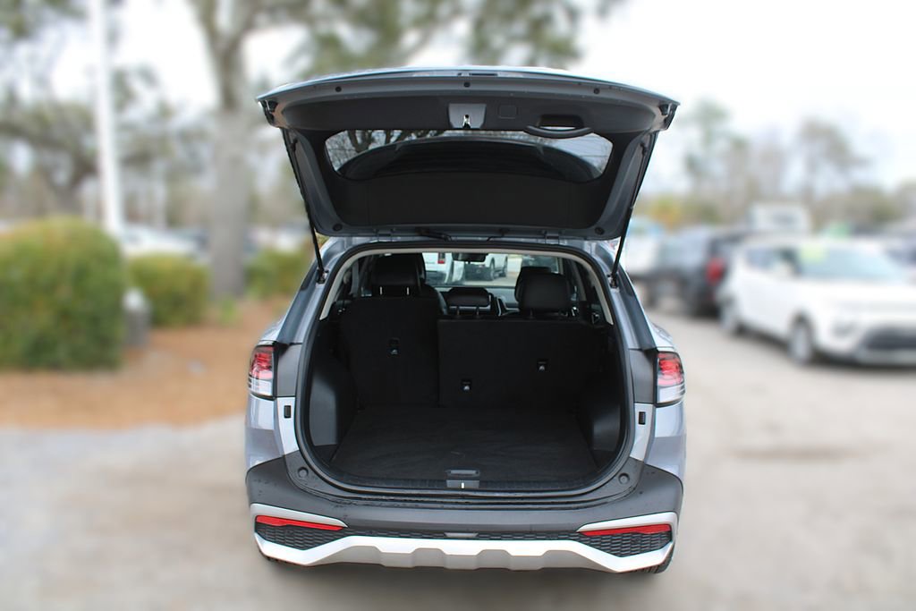 Used 2023 Kia Sportage EX image 9