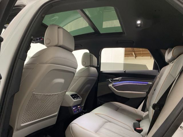 Used 2024 Audi Q8 e-tron Prestige w/ Prestige Package image 30