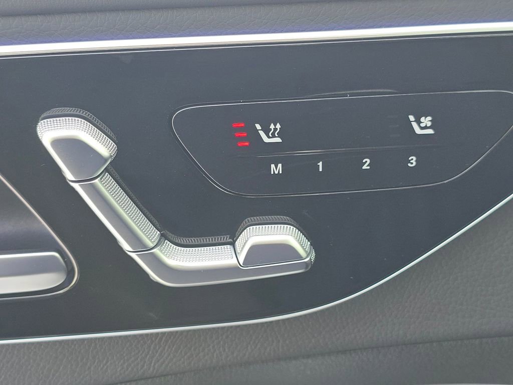 Certified 2025 Mercedes-Benz C 300 4MATIC Sedan image 7