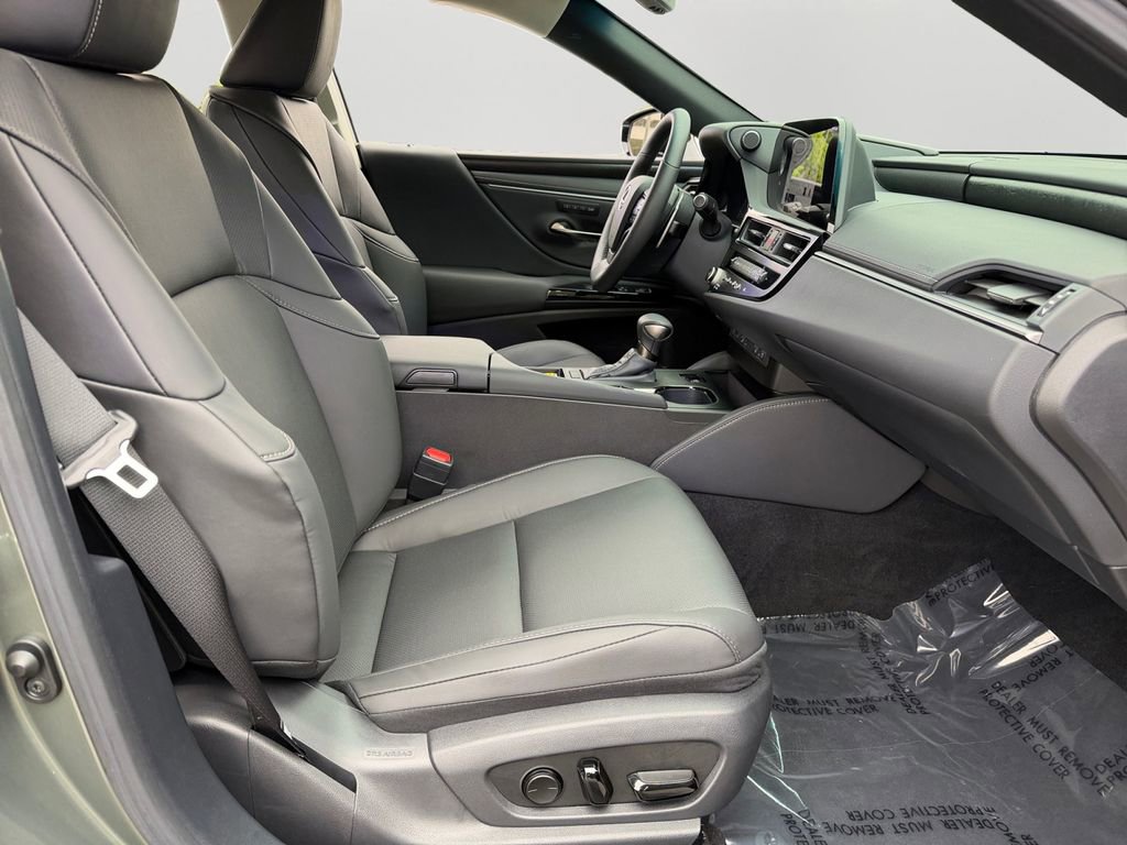 Certified 2025 Lexus ES 350 w/ Premium Package FWD image 8