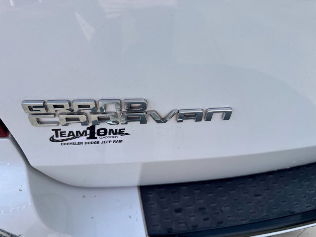 Used 2016 Dodge Grand Caravan SE FWD image 32