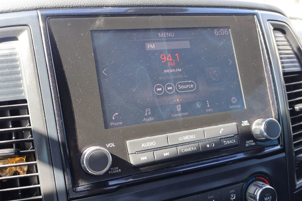 Used 2022 Nissan Titan S w/ S Utility Package image 5