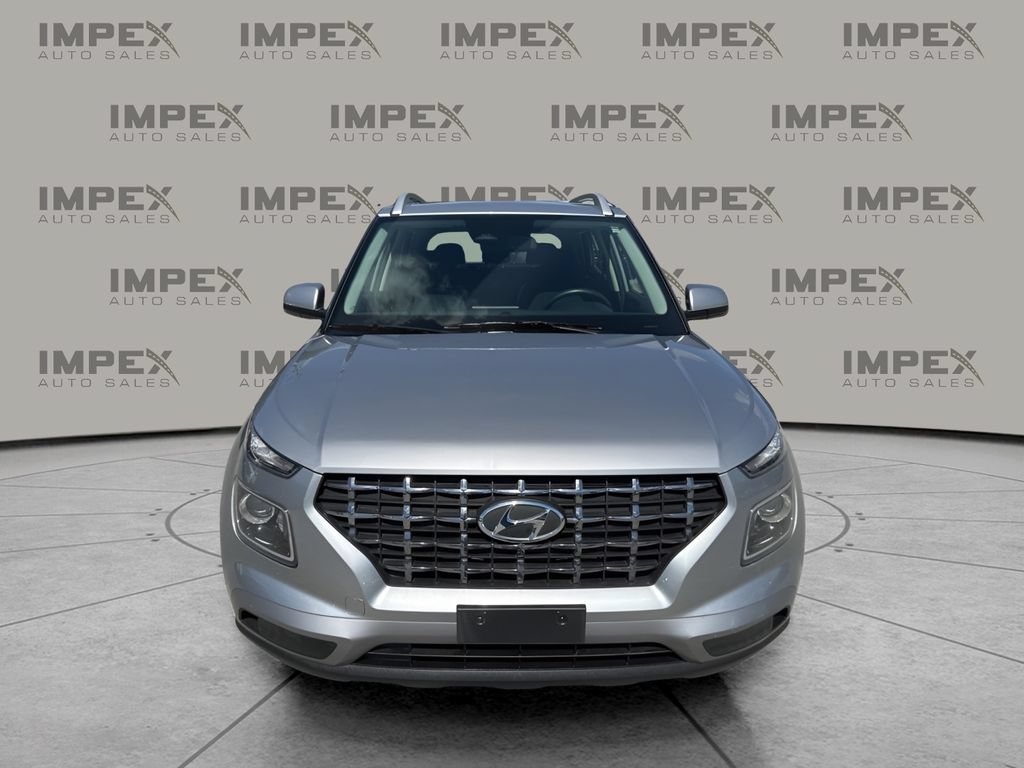 Used 2025 Hyundai Venue SEL FWD image 8