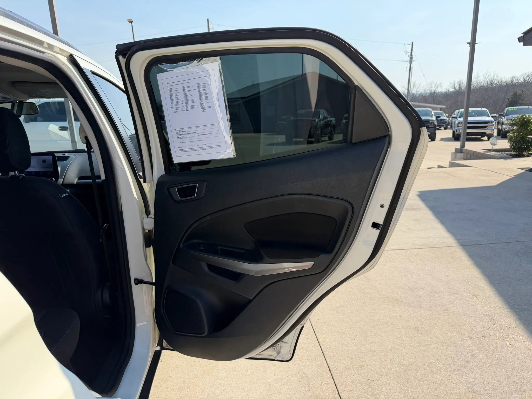 Used 2021 Ford EcoSport SE image 40