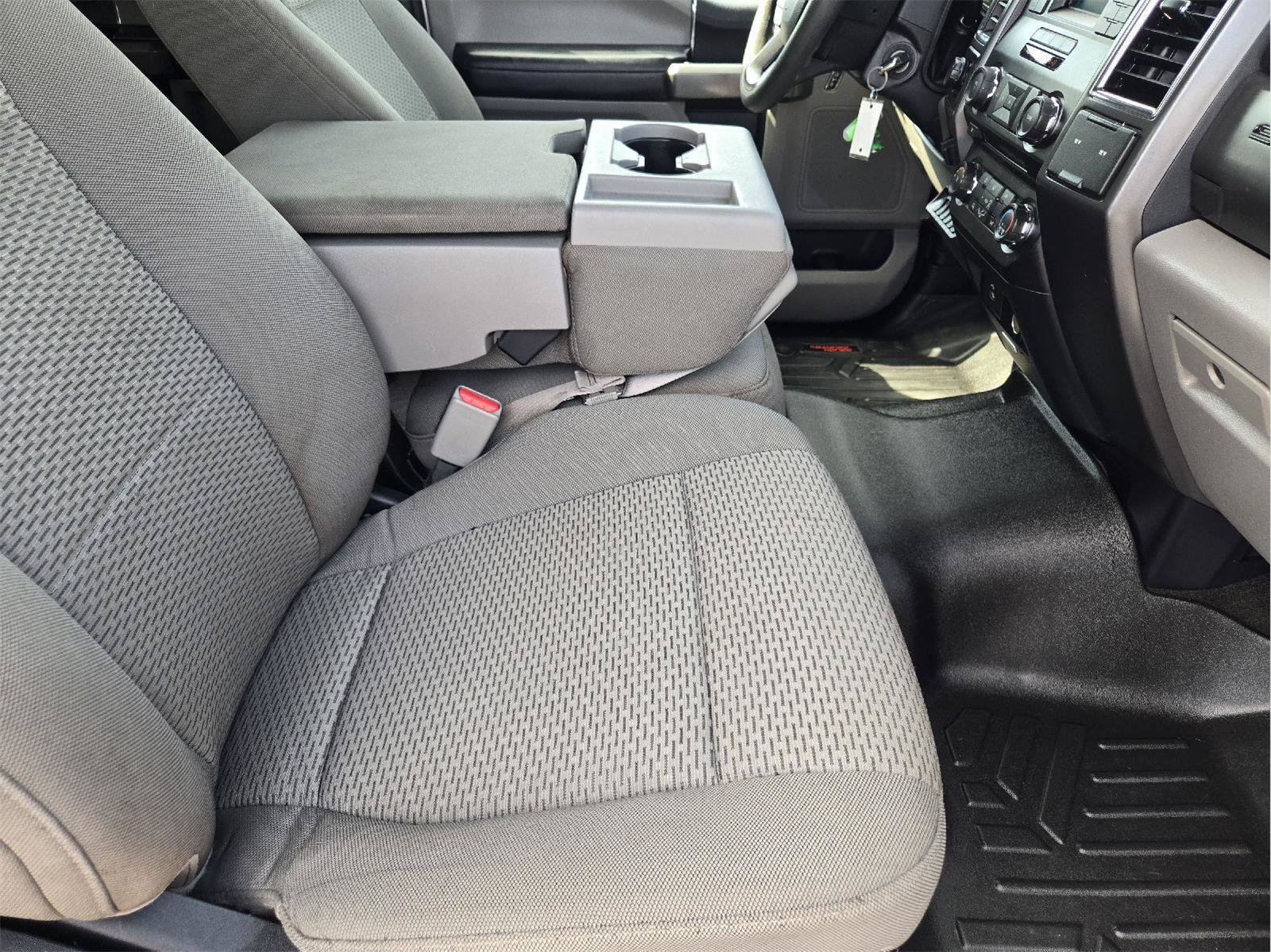 Used 2017 Ford F250 XLT AWD/4WD image 14
