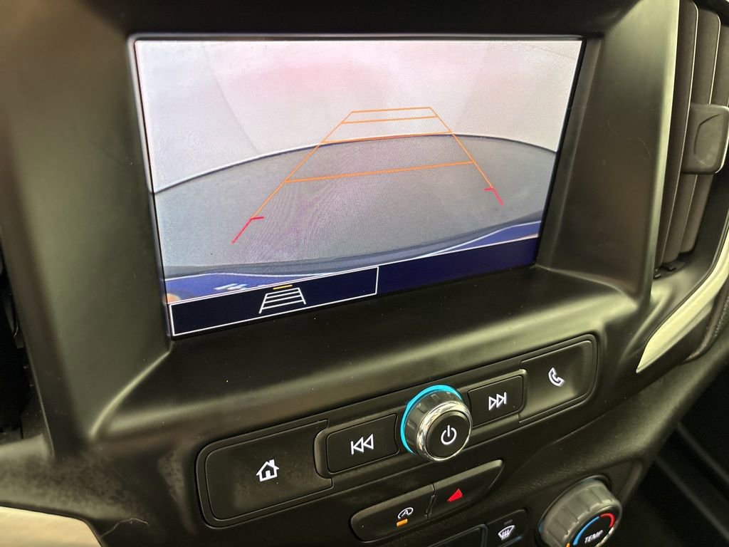 Used 2024 GMC Terrain SLE FWD image 32