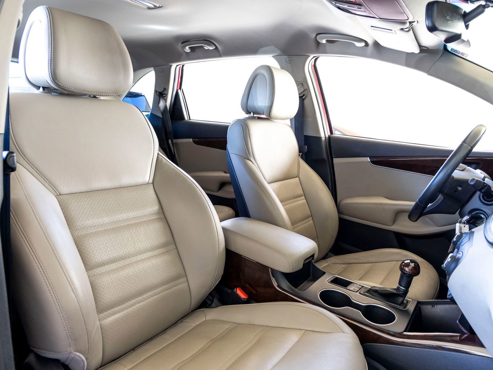 Used 2016 Kia Sorento EX image 26