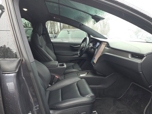 Used 2020 Tesla Model X Performance image 18