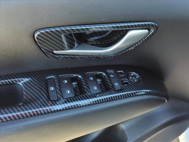 Used 2022 Hyundai Santa Cruz SEL Premium image 6