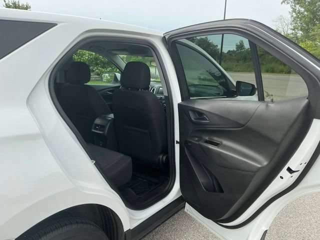 Used 2020 Chevrolet Equinox LT FWD image 18