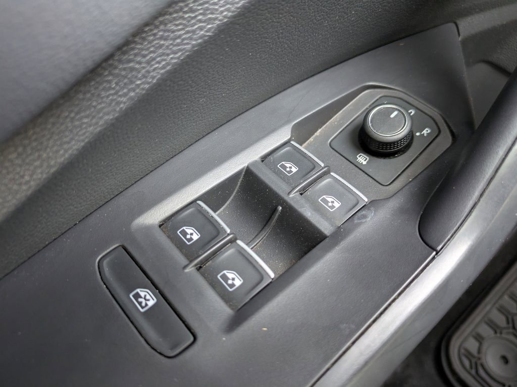 Used 2025 Volkswagen Jetta GLI Autobahn FWD image 24