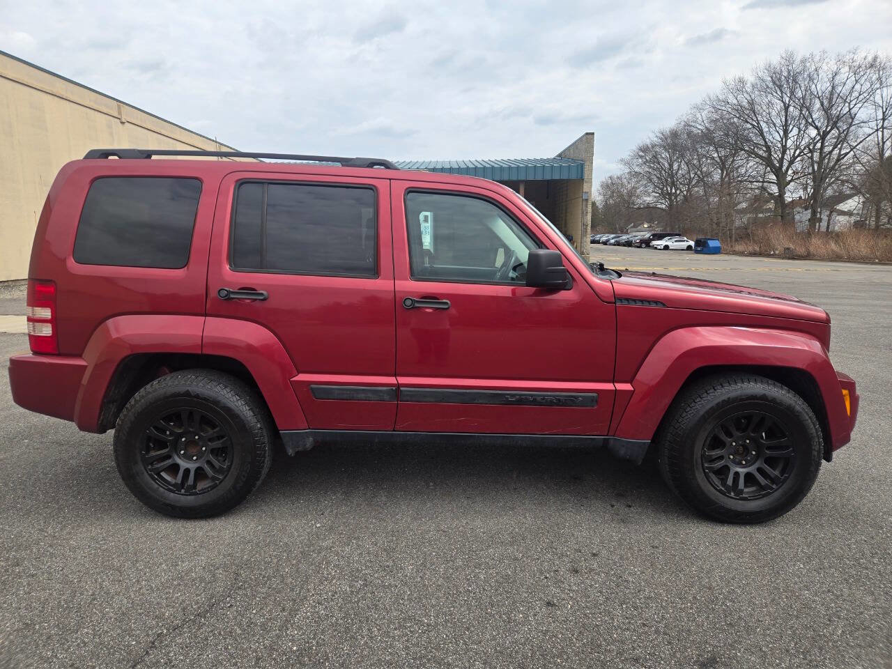 Used 2012 Jeep Liberty Sport w/ Popular Equipment Group image 12
