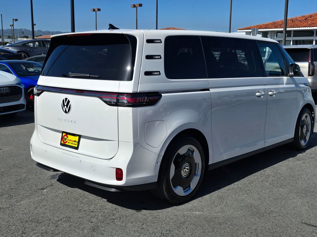 Used 2025 Volkswagen ID. Buzz Pro S RWD image 4