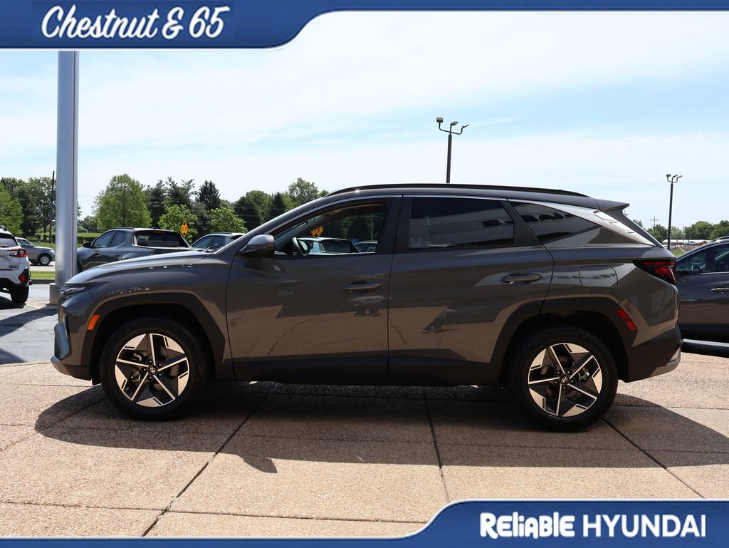 Certified 2025 Hyundai Tucson SEL AWD/4WD image 3