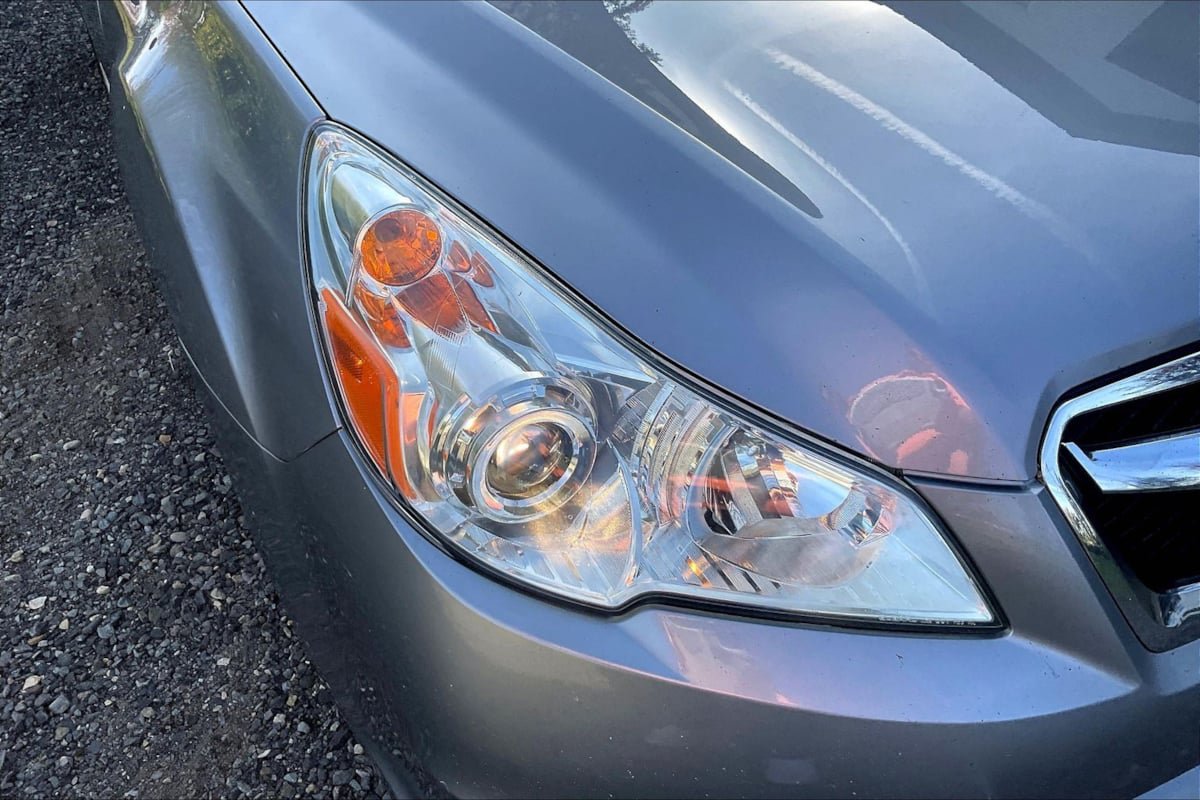 Used 2010 Subaru Legacy 2.5i Premium AWD/4WD image 29