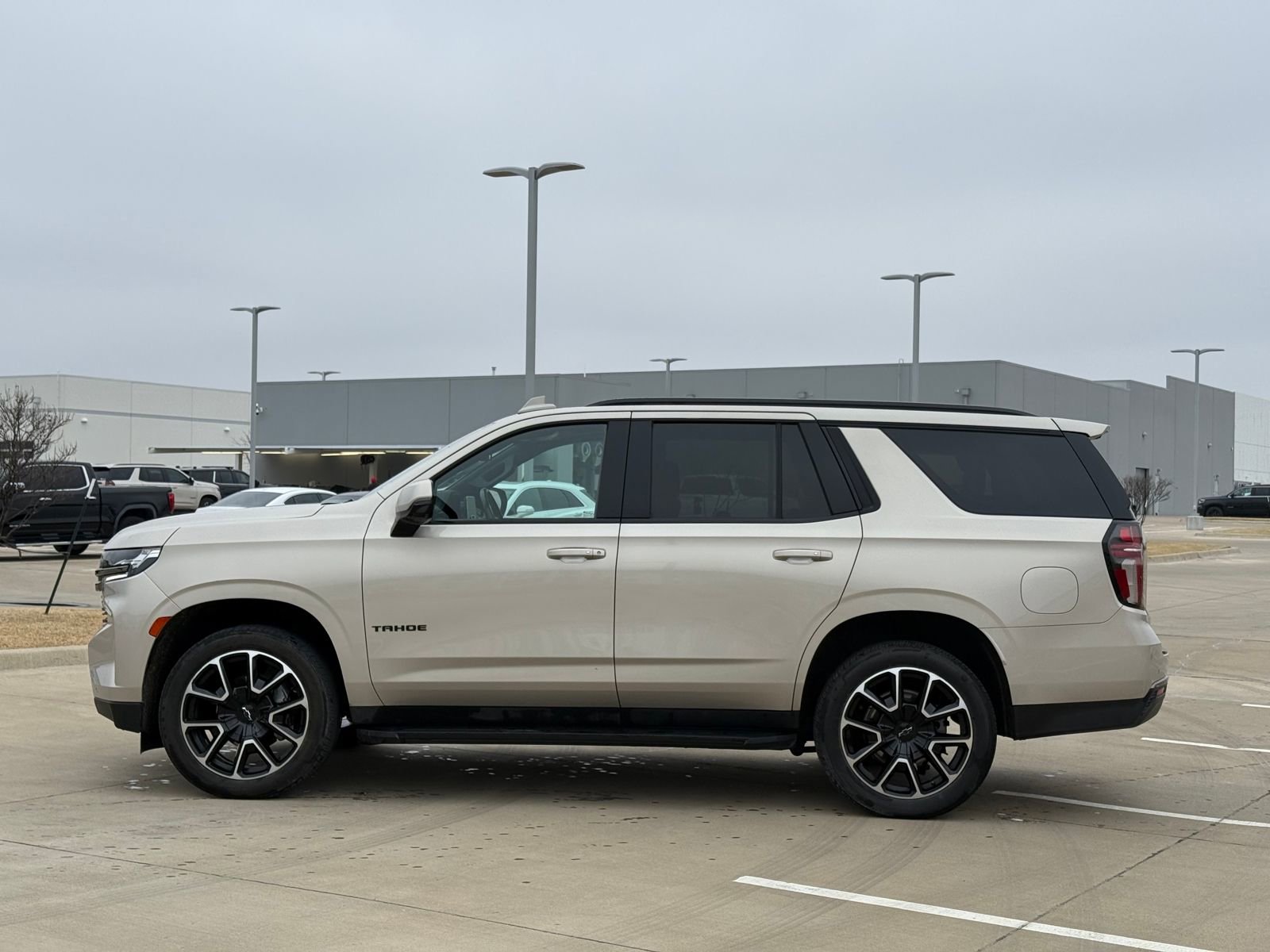 Used 2021 Chevrolet Tahoe RST w/ Luxury Package image 4