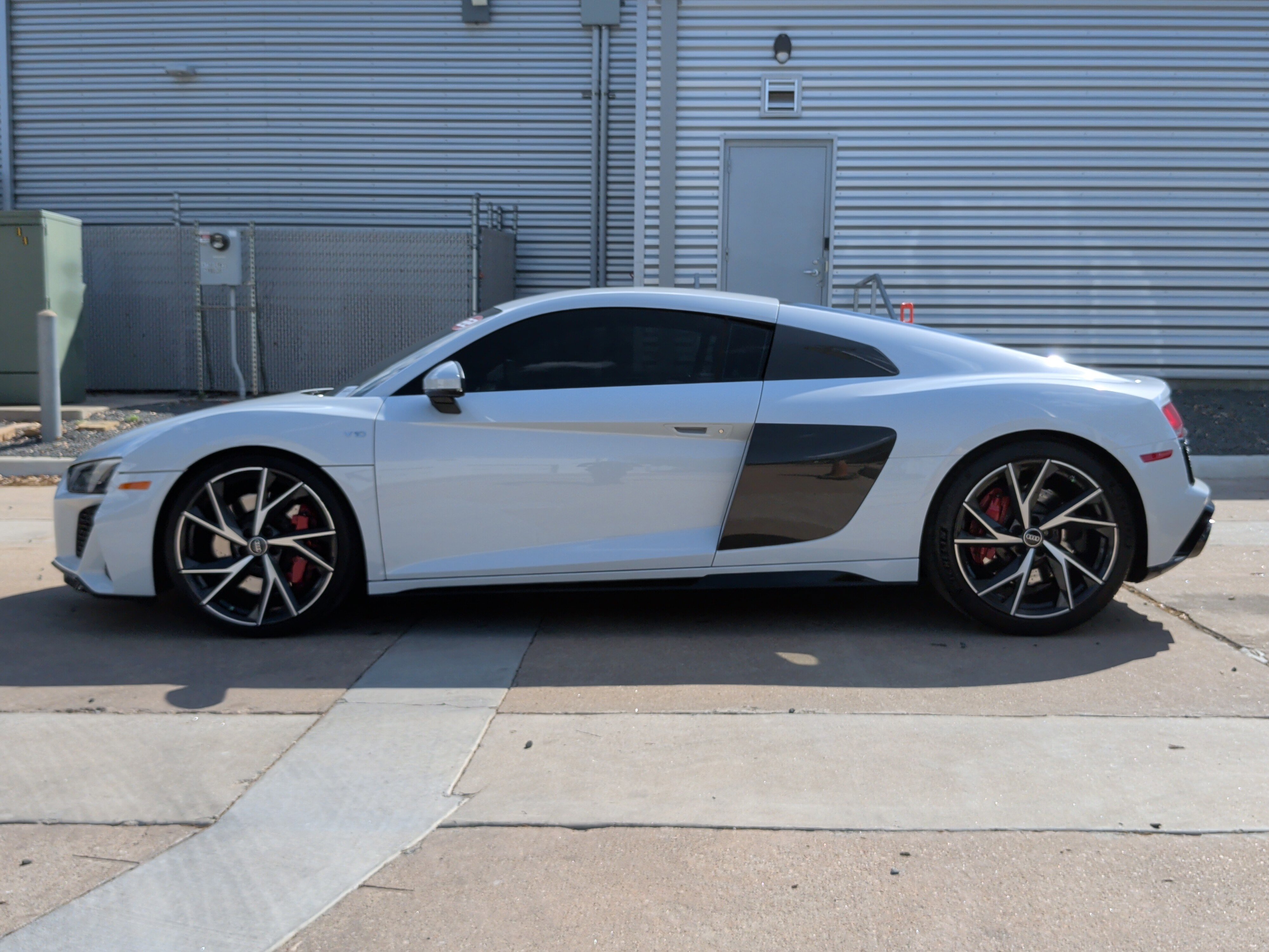 Used 2022 Audi R8 V10 w/ Premium Package image 10