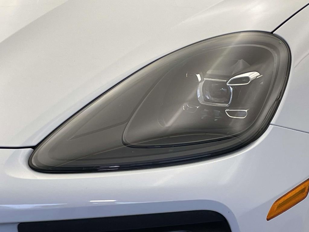 Certified 2023 Porsche Cayenne image 15